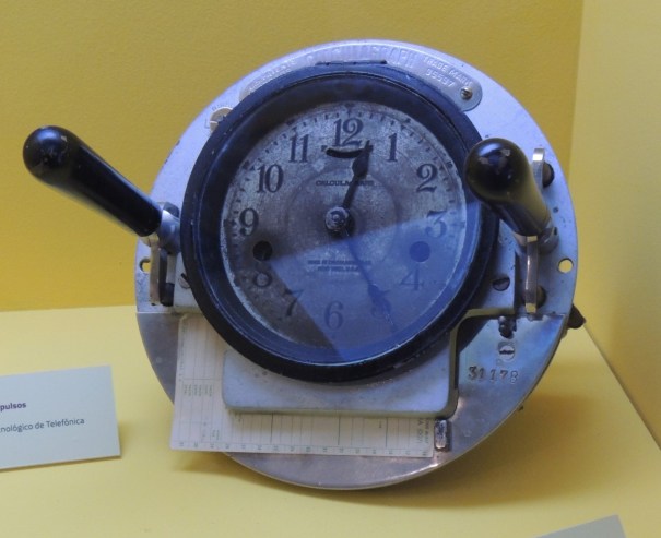 Calculógrafo en Exposición Las Telefonistas de la Fundación Telefónica