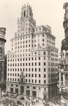 El edificio de G. Via terminado. Foto Fundación