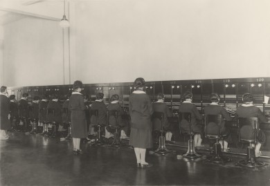 Cuadro interurbano de Bilbao 1928 (http://comunidad.movistar.es/t5/Foro-Off-topic/Telefonistas-El-mundo-en-sus-manos/td-p/2247981)