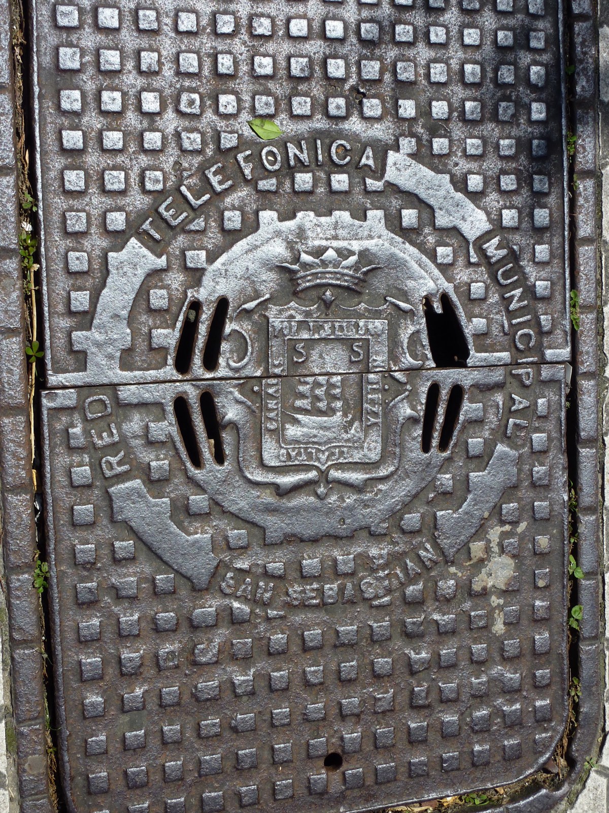 Colabora en el inventariado del patrimonio histórico industrial de las telecomunicaciones españolas