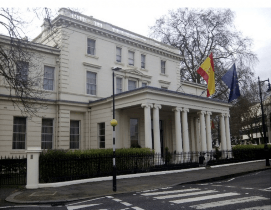 1962. Receptores de Onda Corta en las&nbsp;embajadas