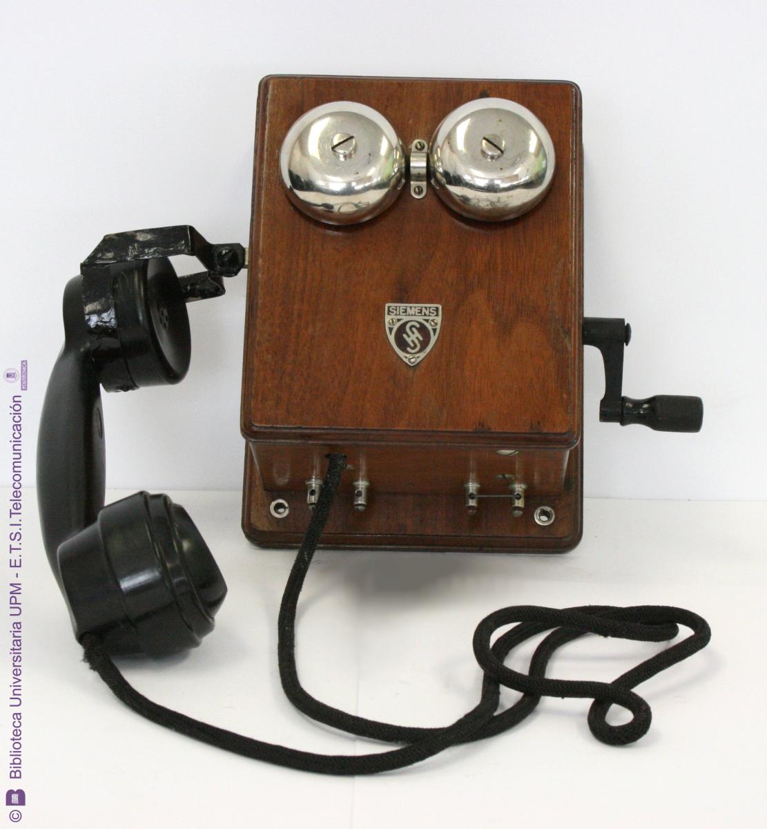 El teléfono en Berlín hacia 1900, por Walter Benjamin; …. y en Cartagena de Indias hacia 1920 por García&nbsp;Marquez